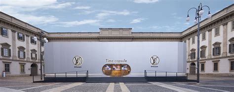 piazzetta reale milano louis vuitton|La storia di Louis Vuitton in una mostra temporanea in Piazzetta .